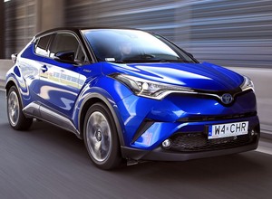 Toyota C-HR Hybrid - dobrze wygląda i jest oszczędna