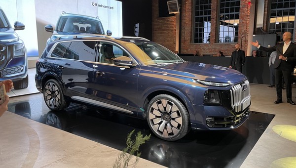 Audi Q9