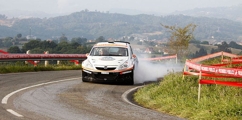 Rallye Principe de Asturias: Sołowow wciąż w grze (fotogaleria Willy Weyens)