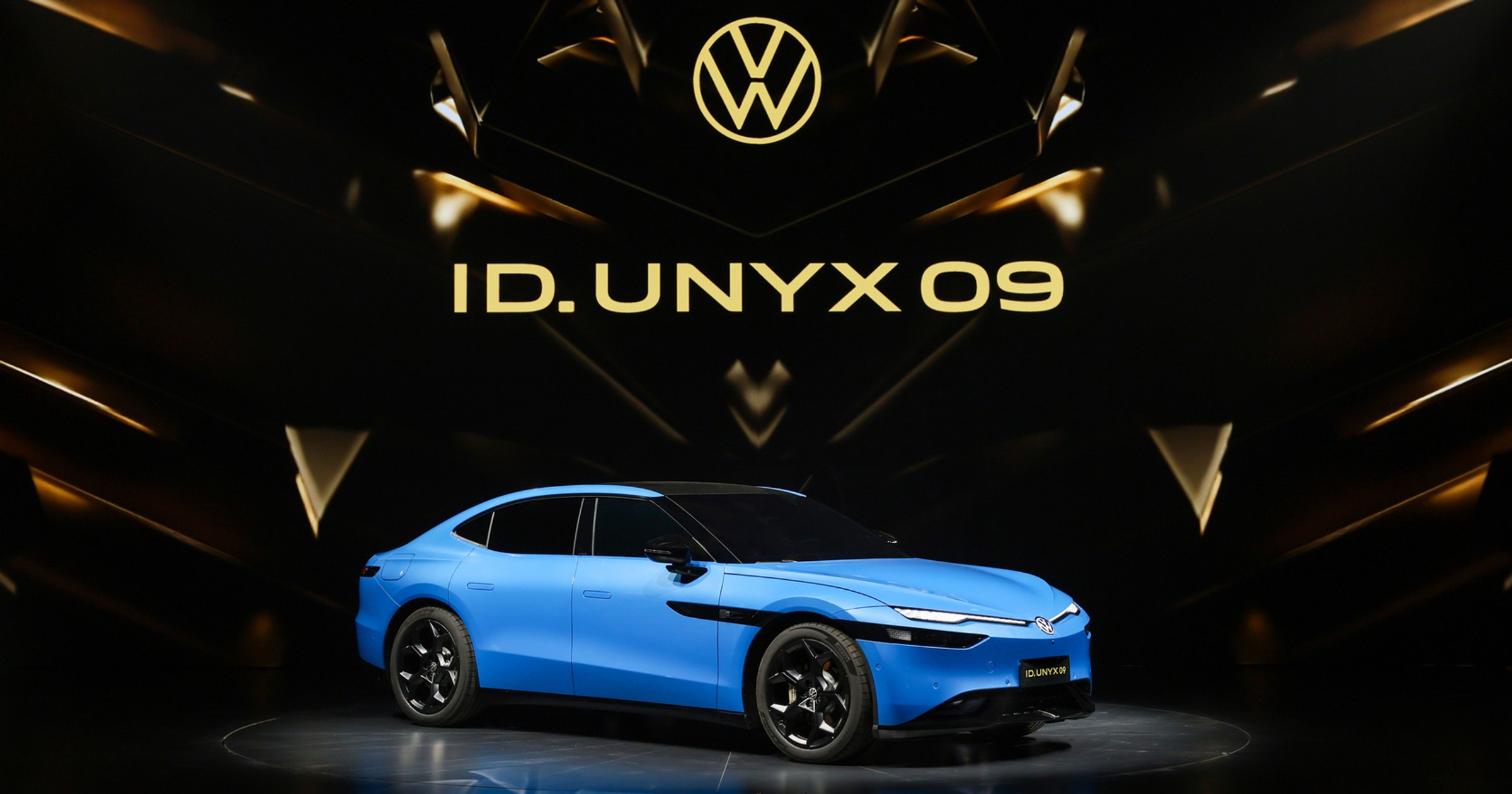 Opracowany wspólnie z Xpengiem chiński Volkswagen ID. UNYX 09