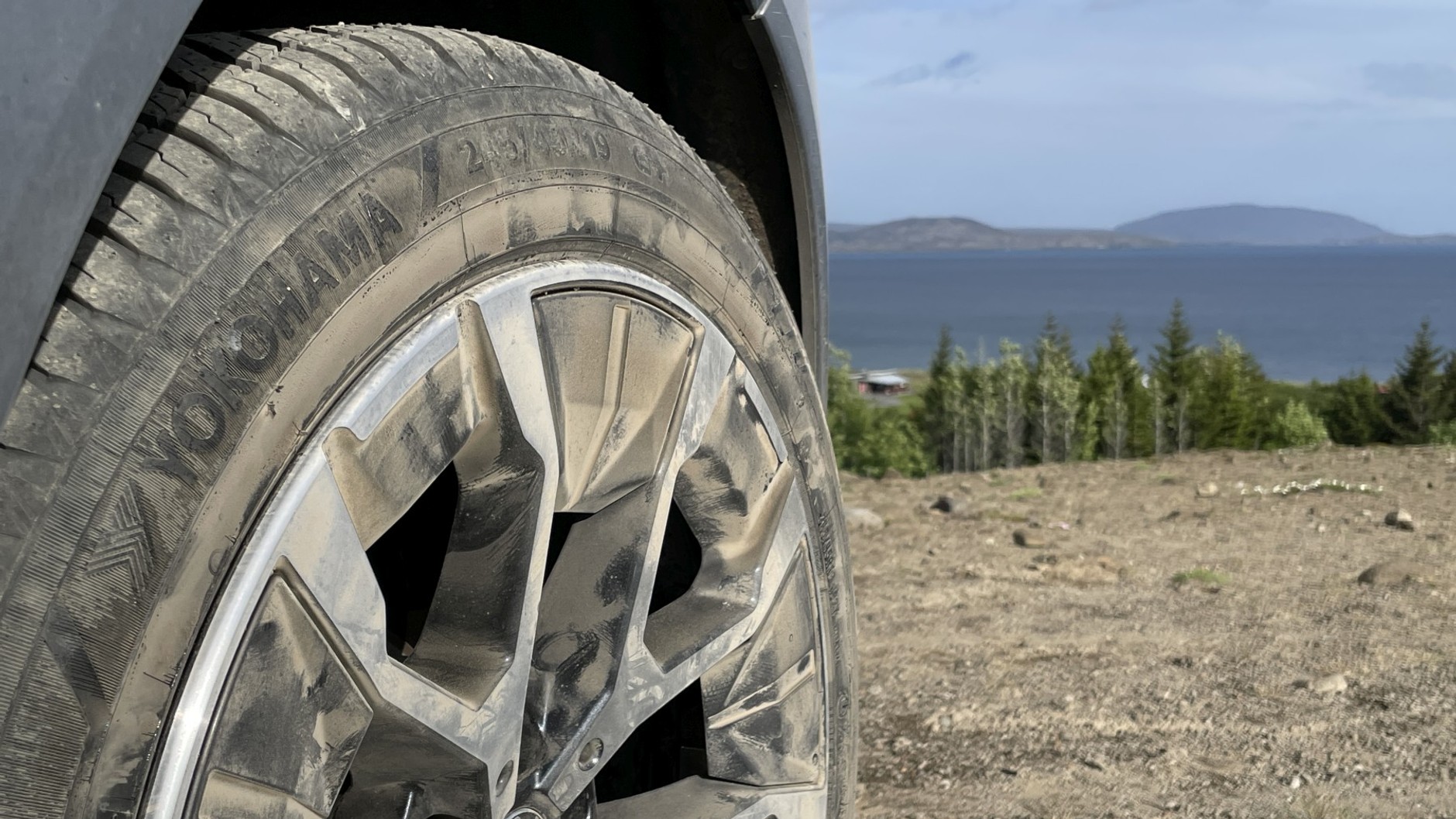 Opony całoroczne Yokohama BluEarth-AllSeason2 na BMW X3