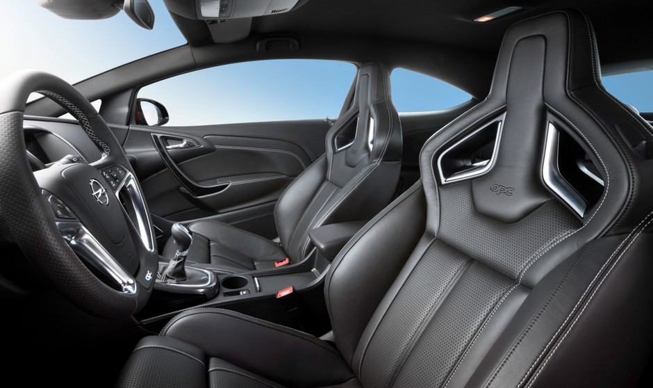 Nowa Astra OPC: prawdziwy hot hatch
