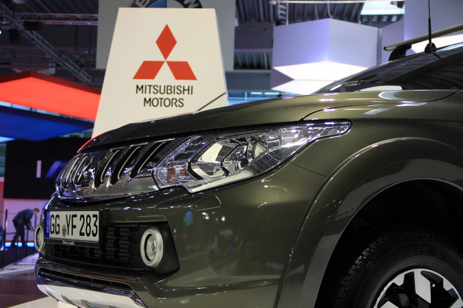 Mitsubishi L200 (Poznań 2015)