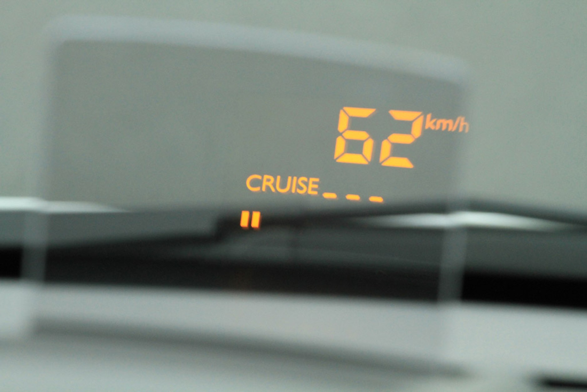 Peugeot 3008 HYbrid4: hybryda dla rozrzutnych ekologów