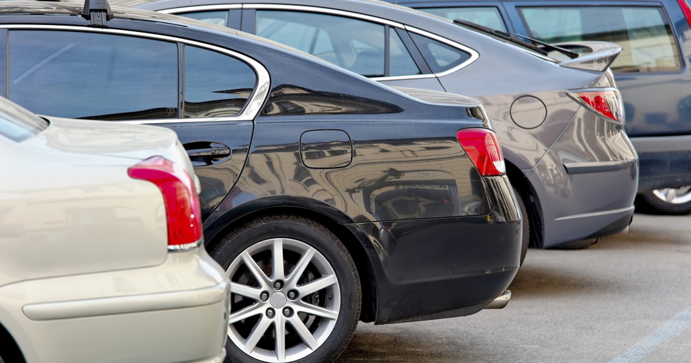 Auta używane sprzedają się na potęgę - handlarze dziękują za 500 plus! 
