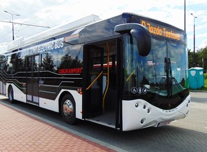 Elektryczne autobusy Ursus na Trakcie Królewskim