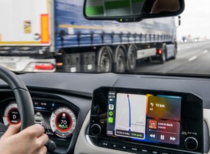 Na gierkówce już po staremu. Jechałem 70 km/h po placu budowy i byłem najwolniejszy