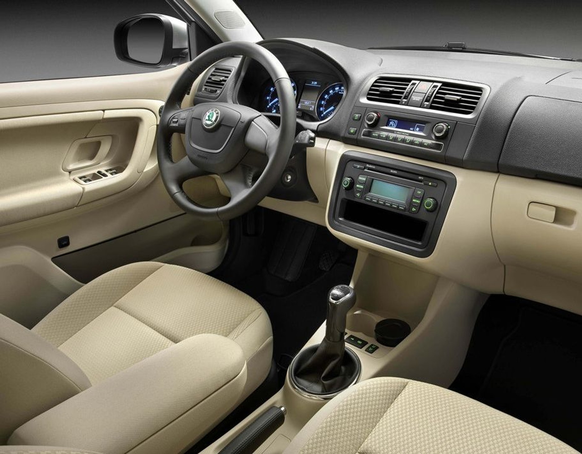 Nowa Skoda Fabia rok modelowy 2011 od 37 tys. zł