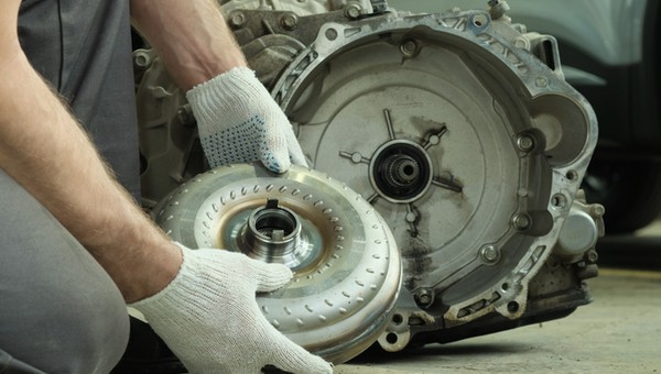 Omijaj je szerokim łukiem. Te samochody używane psują się najbardziej. Mechanik wybrał 15
