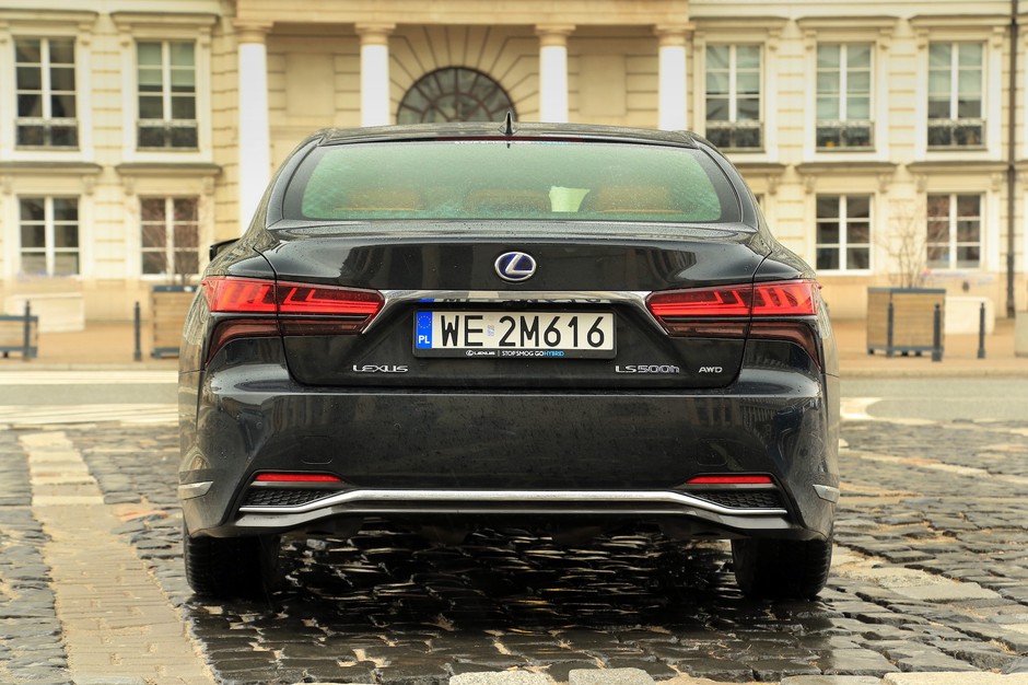Lexus LS 500h