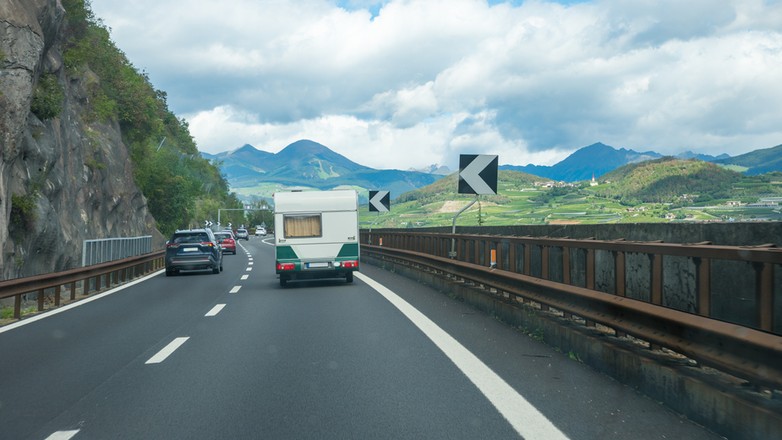 Tyrol. Za objechanie korka na autostradzie policja może ukarać kierowców mandatem