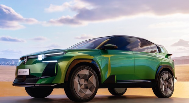 Citroen zrywa z krągłościami. Taki będzie nowy rodzinny SUV C5 Aircross