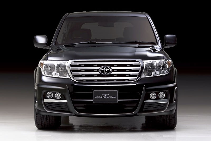 Toyota Land Cruiser V8: muskularny atleta spółki Wald International
