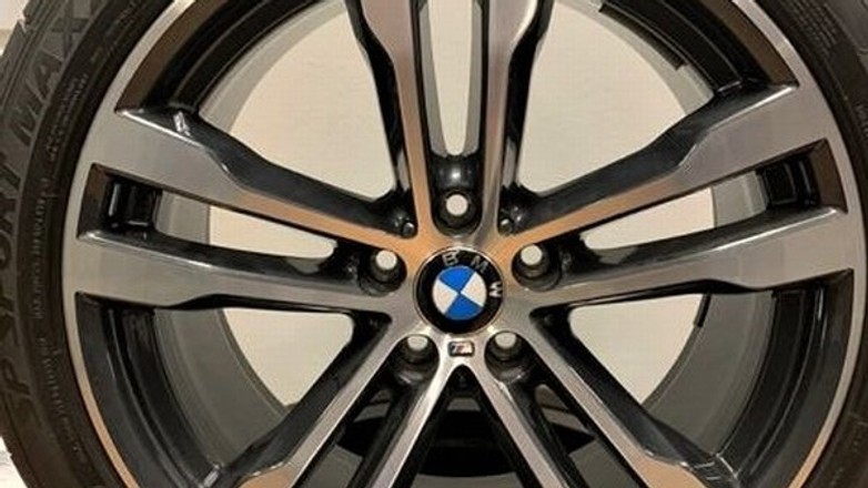 Policja odzyskała ukradzione felgi aluminiowe o wartości niemal 200 tys. zł