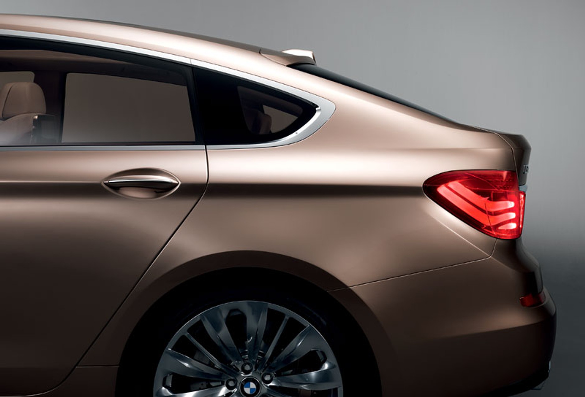 BMW Concept 5 Series Gran Turismo – kolejny nietypowy crossover z Bawarii (+ video)