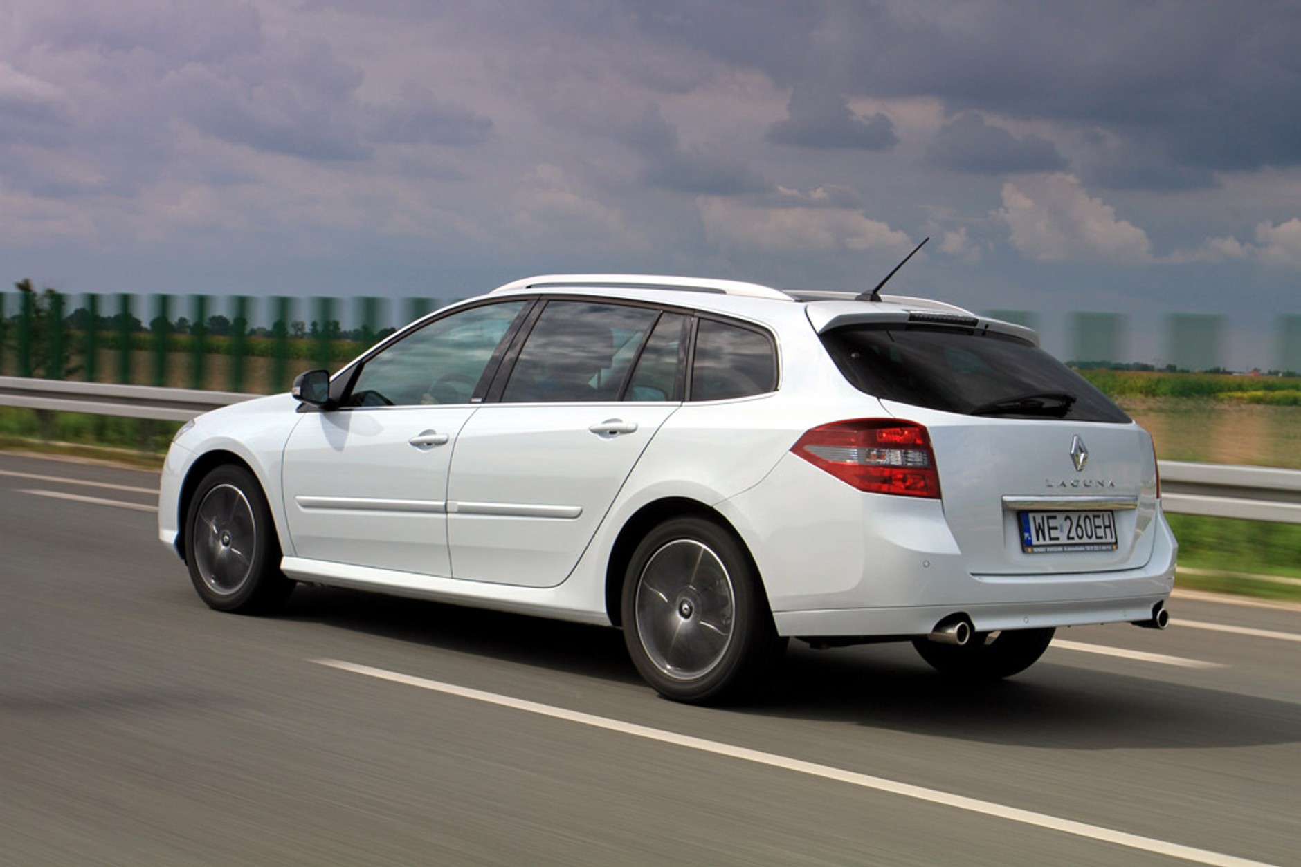 Renault Laguna Grandtour: czy kombi może być sportowe