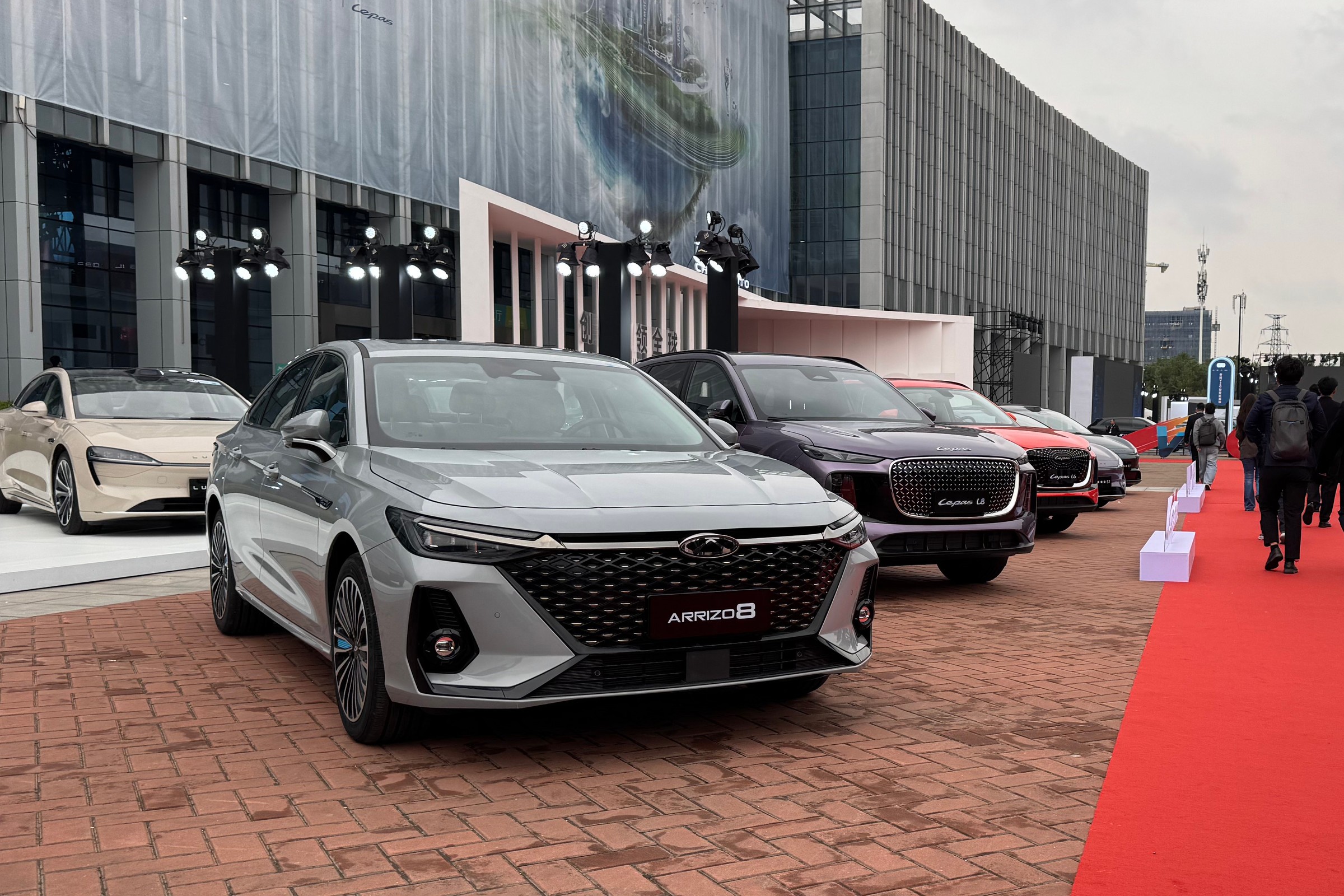 Chińczycy chcą rewolucjonizować motoryzację. Chery pokazało, jak bardzo się rozwinęło