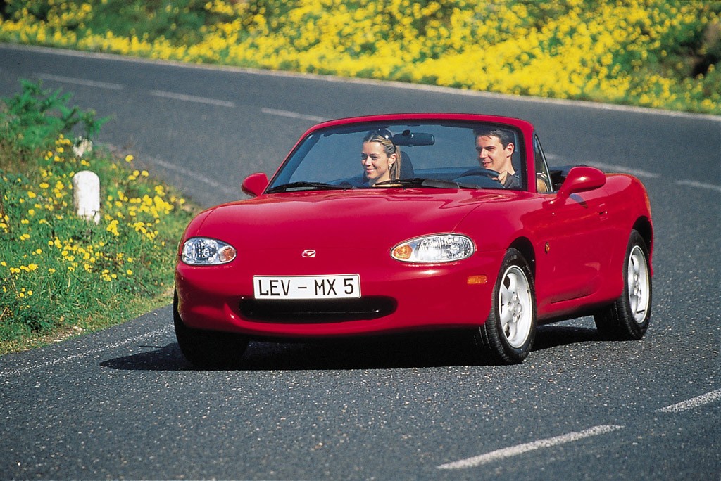 Przyszła wiosna, czas na cabrio! Przegląd rynku używanych kabrioletów