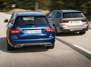 BMW 330i kontra Mercedes C 300 - emocje czy przepych?