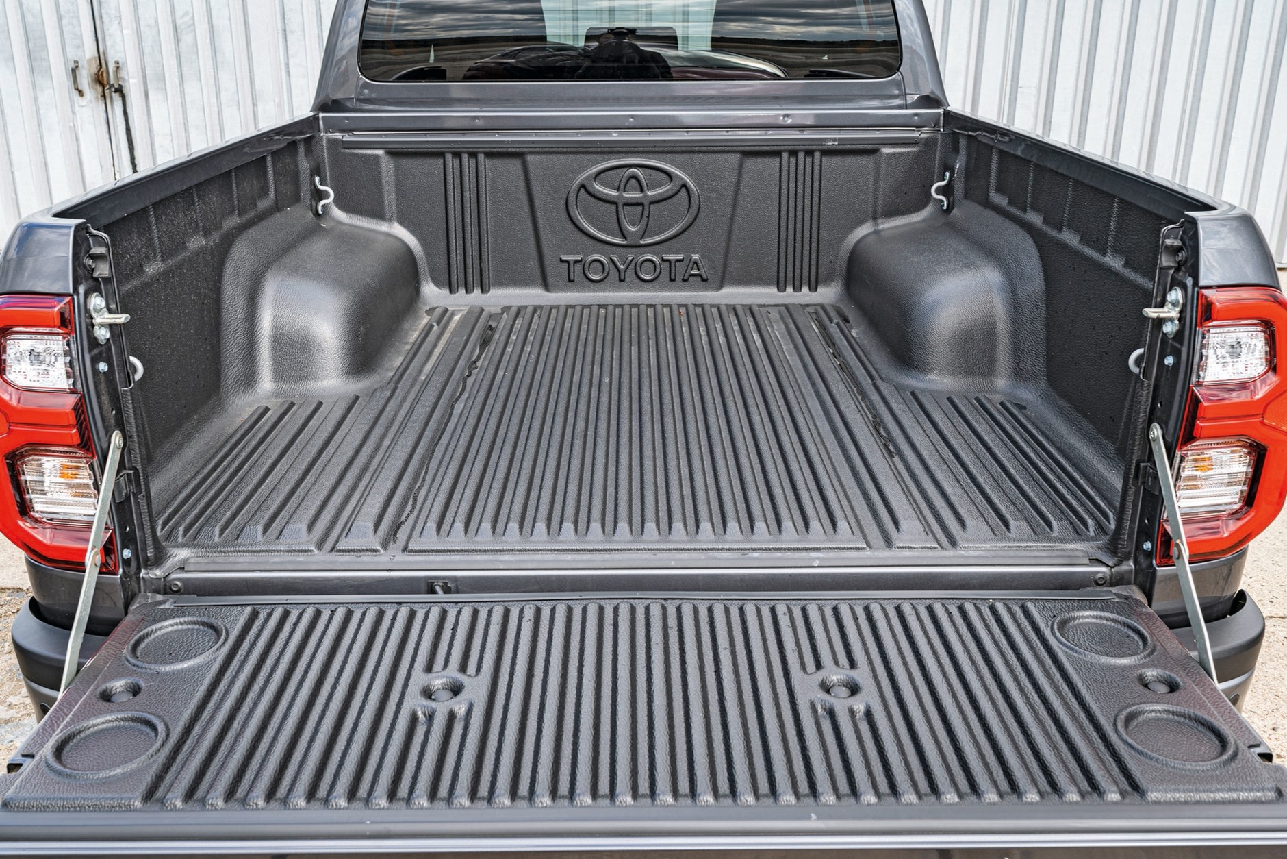 Porównanie pikapów: Ford Ranger, Isuzu D-Max, Nissan Navara, Toyota Hilux