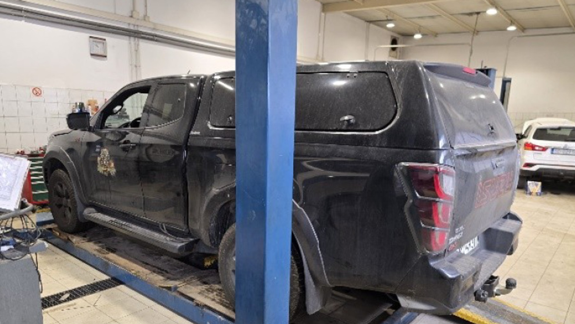 Isuzu D-Max pana Jacka – zdjęcia z oględzin rzeczoznawcy