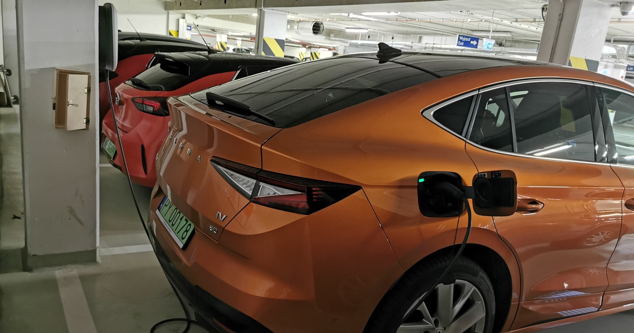 Samochody elektryczne w Polsce stanowią wciąż ułamek procenta zarejestrowanych pojazdów