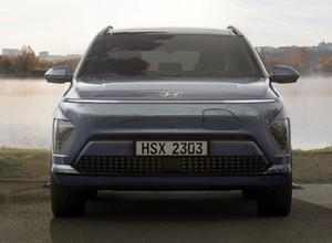 Nowy Hyundai Kona to jeden z najbardziej awangardowych SUV-ów. Odważniejszy od Multipli?
