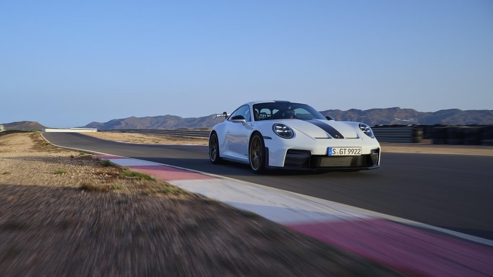 2025 Porsche 911 GT3