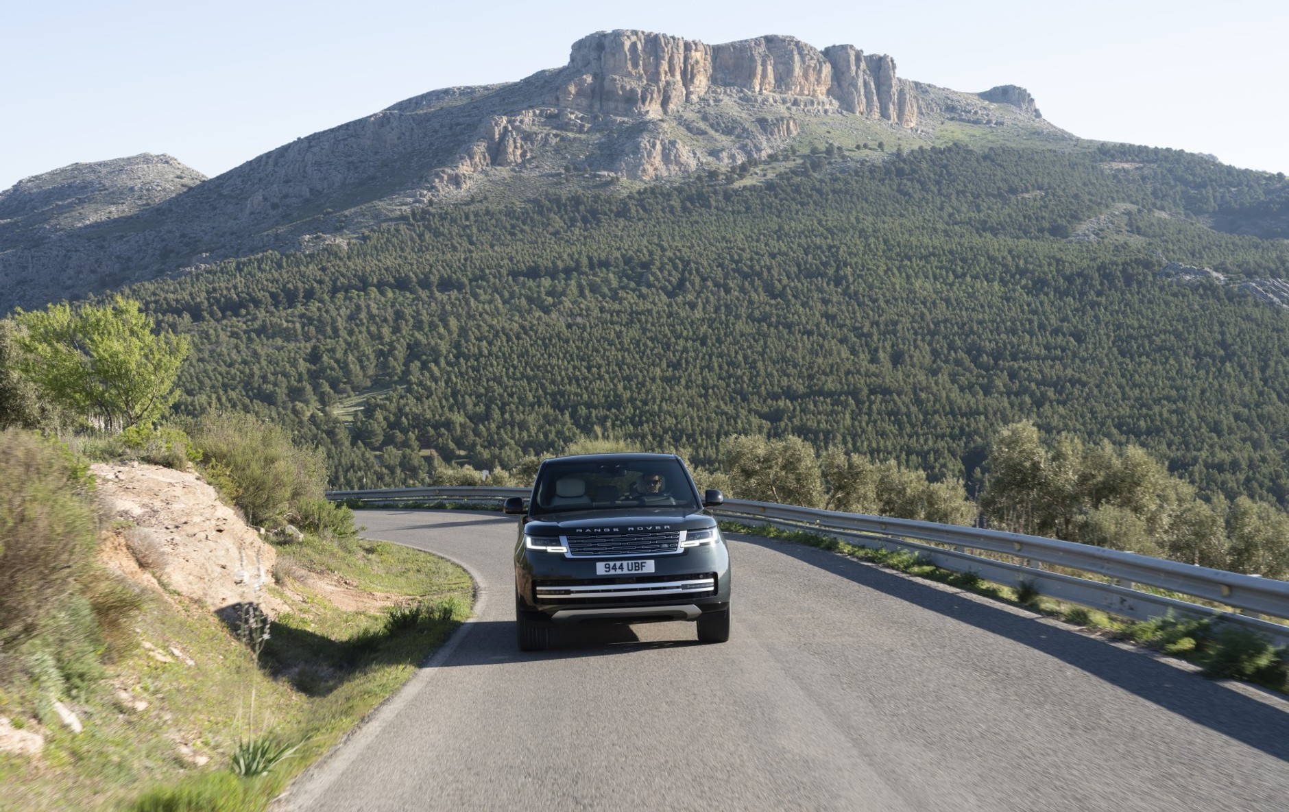Elektryczny Range Rover imponuje osiągami