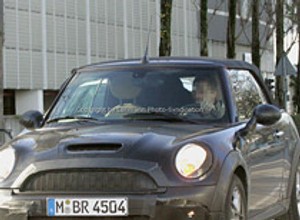 Zdjęcia szpiegowskie: Nowy Mini Cooper Cabrio podczas pierwszej jazdy
