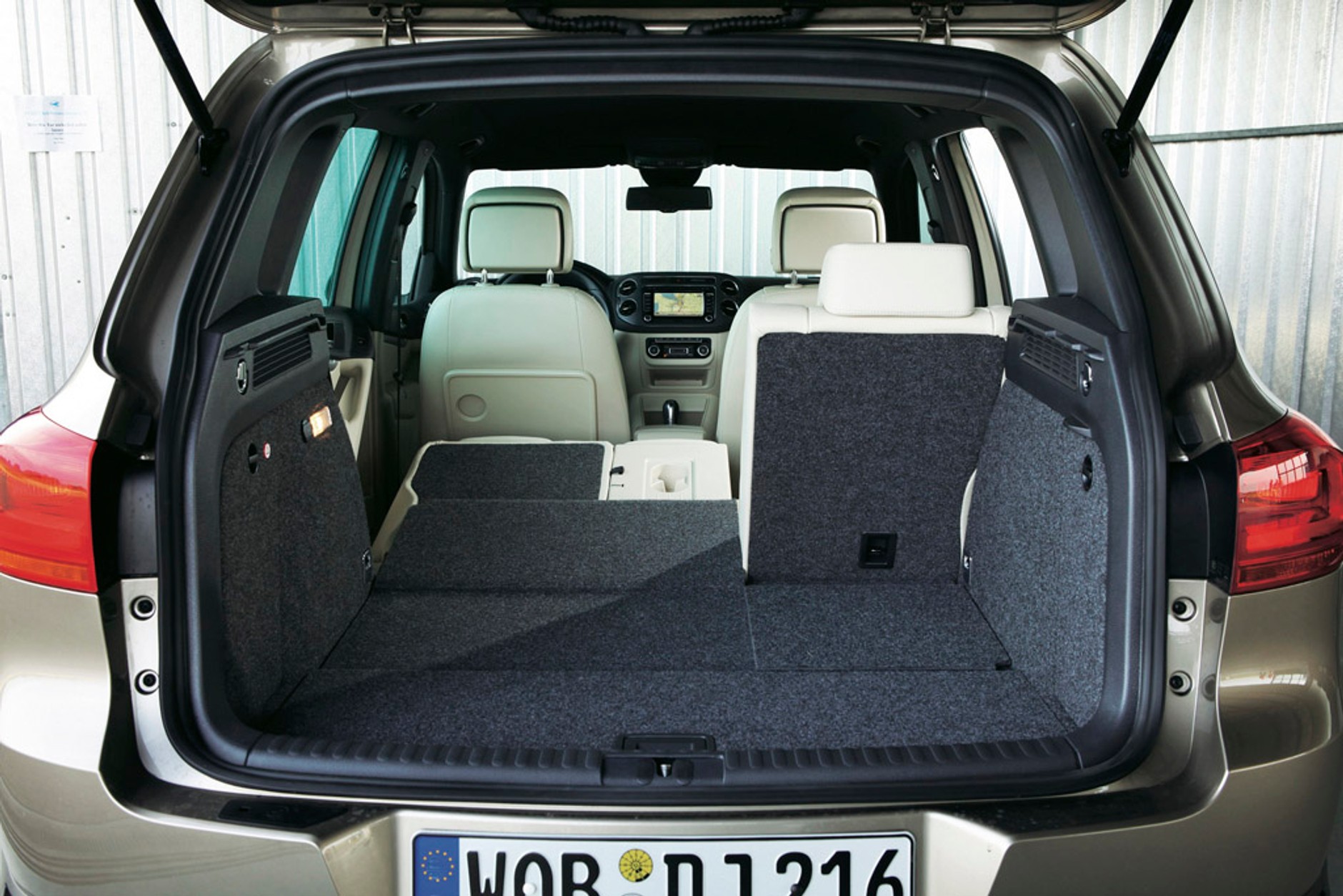 Audi Q5 kontra BMW X3 i VW Tiguan: który SUV okaże się najlepszy