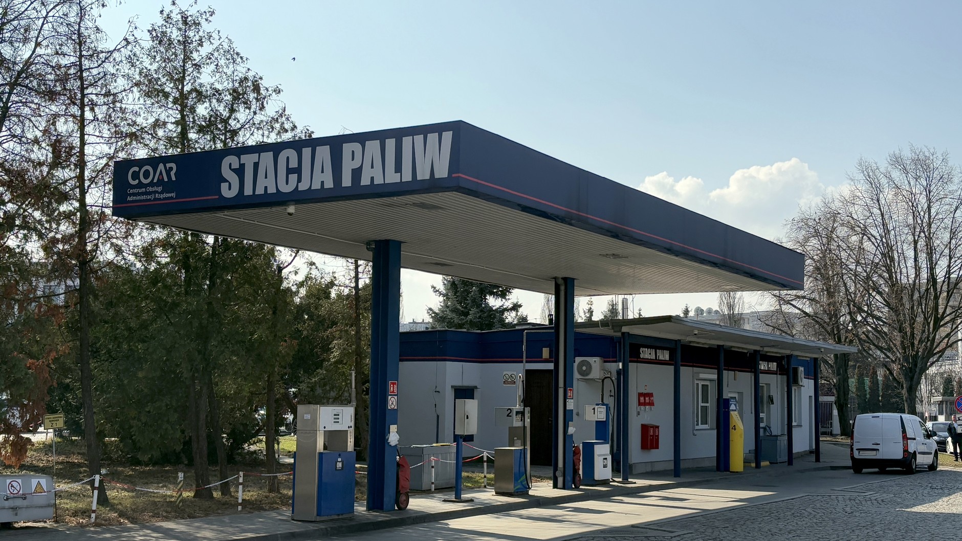 Stacja paliw COAR w Warszawie