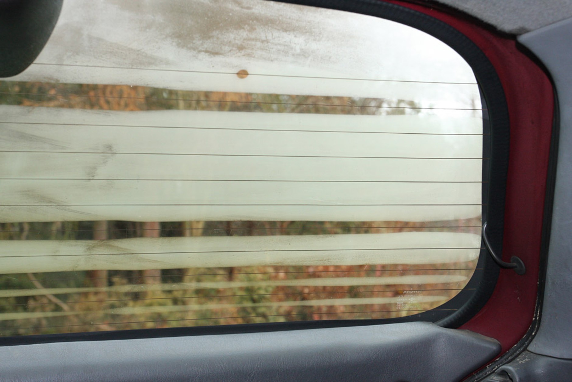 Gdy szyba nie grzeje: awarie układu ogrzewania szyb