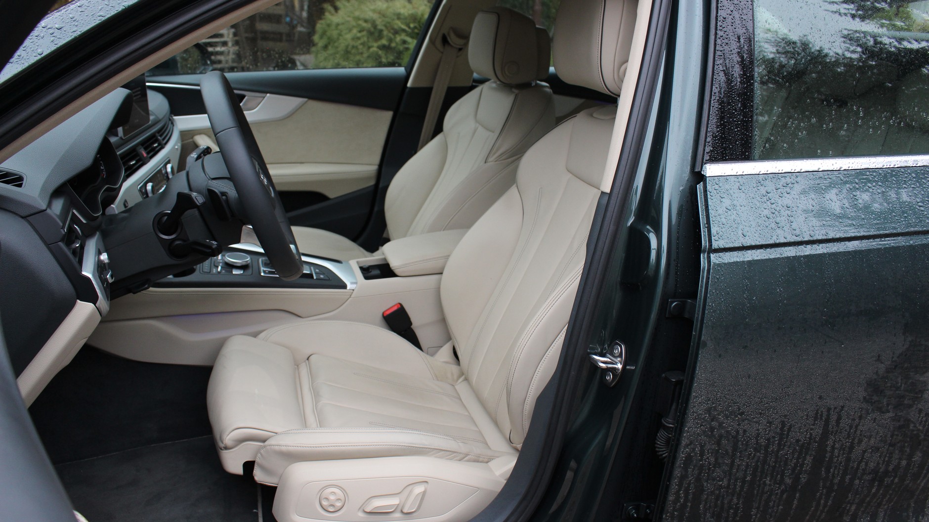 Audi A4 Allroad – doskonałe auto w nieprzyzwoitej cenie