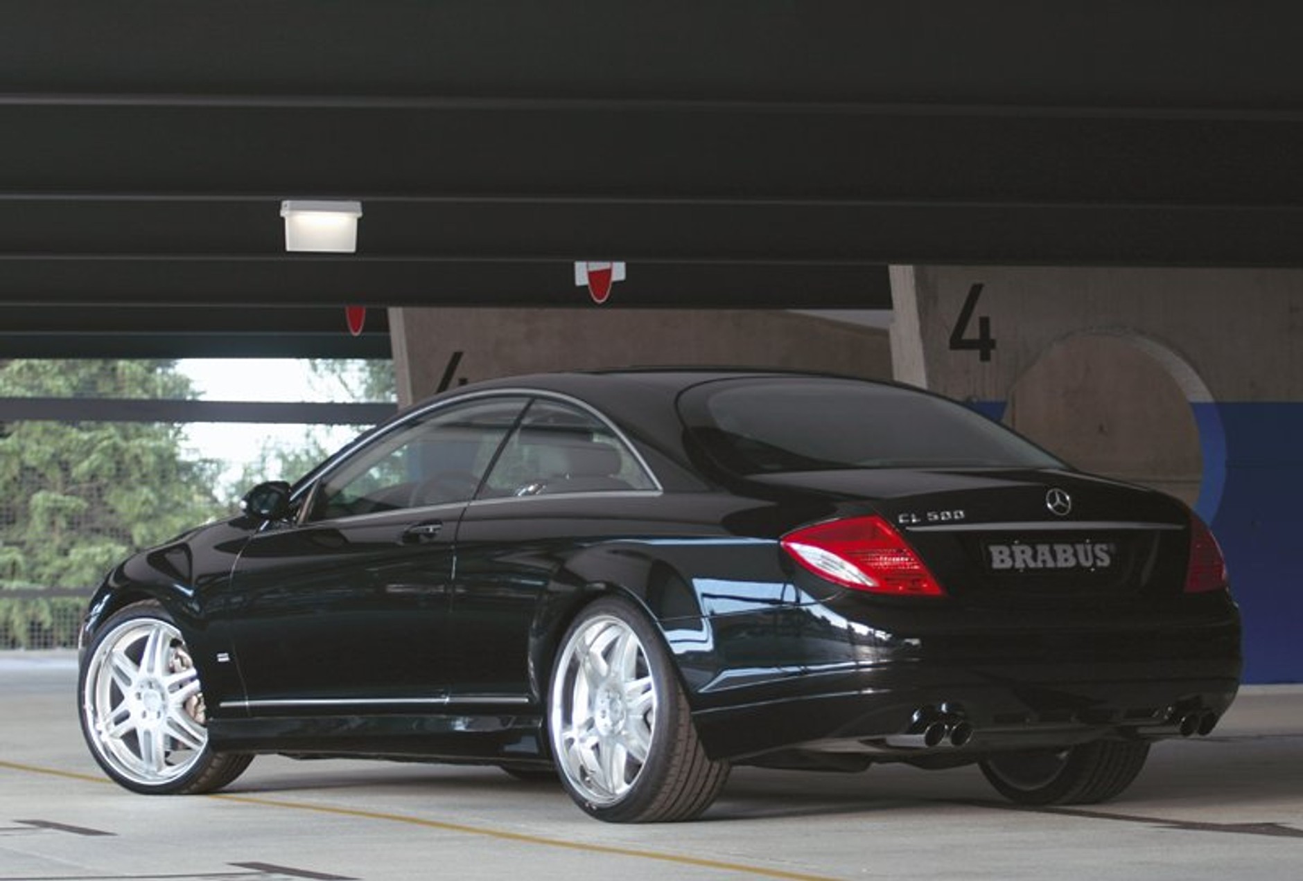 Brabus CL – przy 340 km/h ociężałość znika