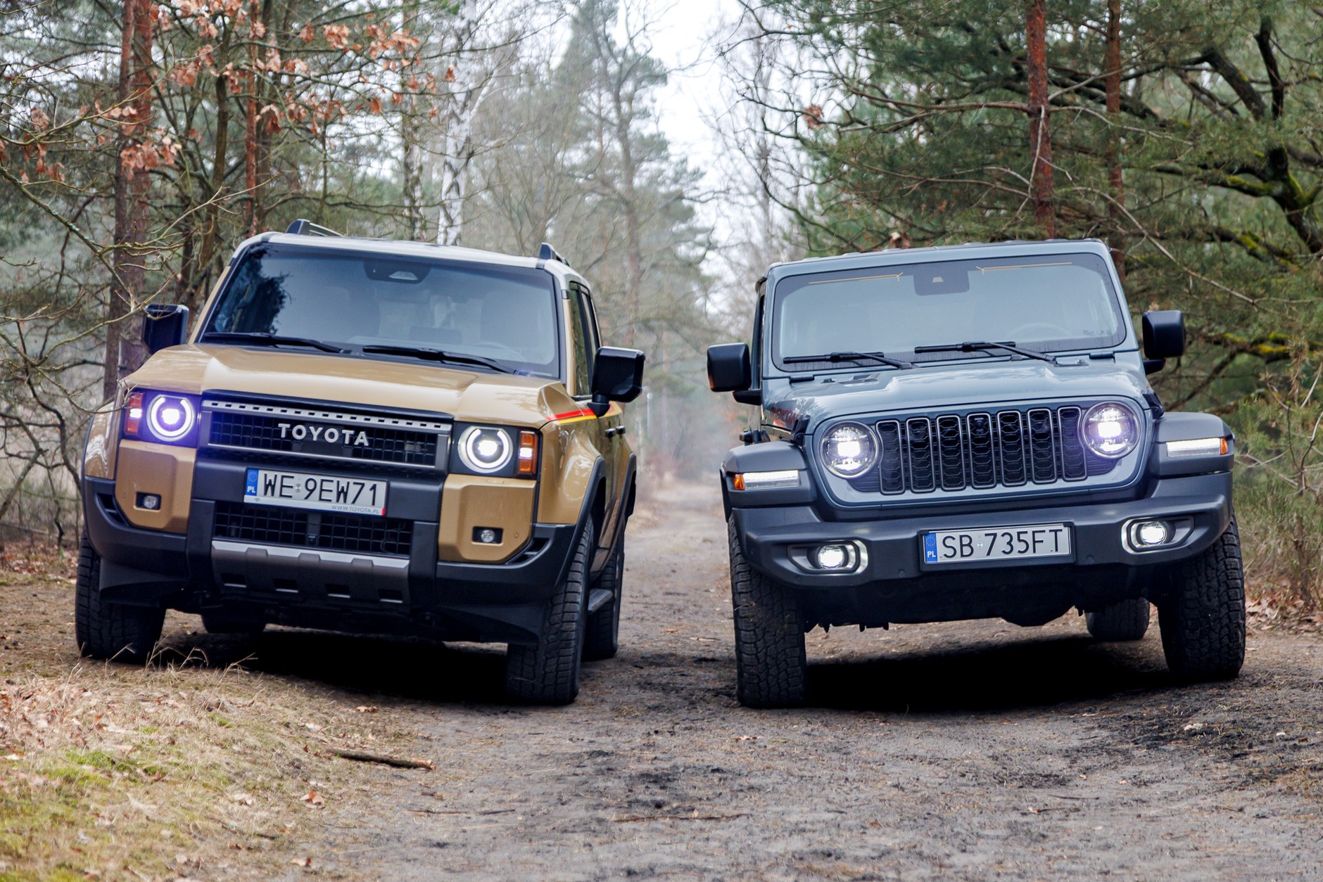 Jeep Wrangler vs Toyota Land Cruiser