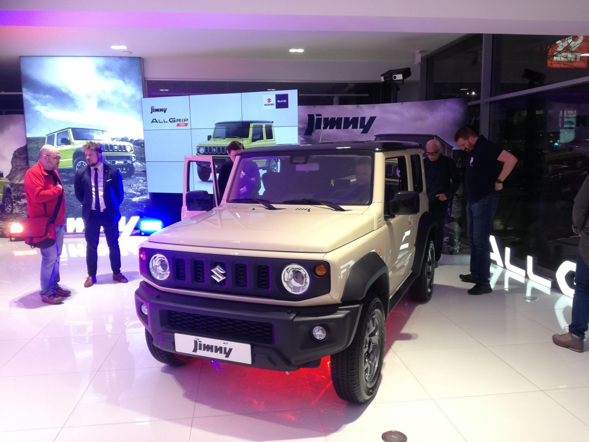 Pokaz Suzuki Jimny