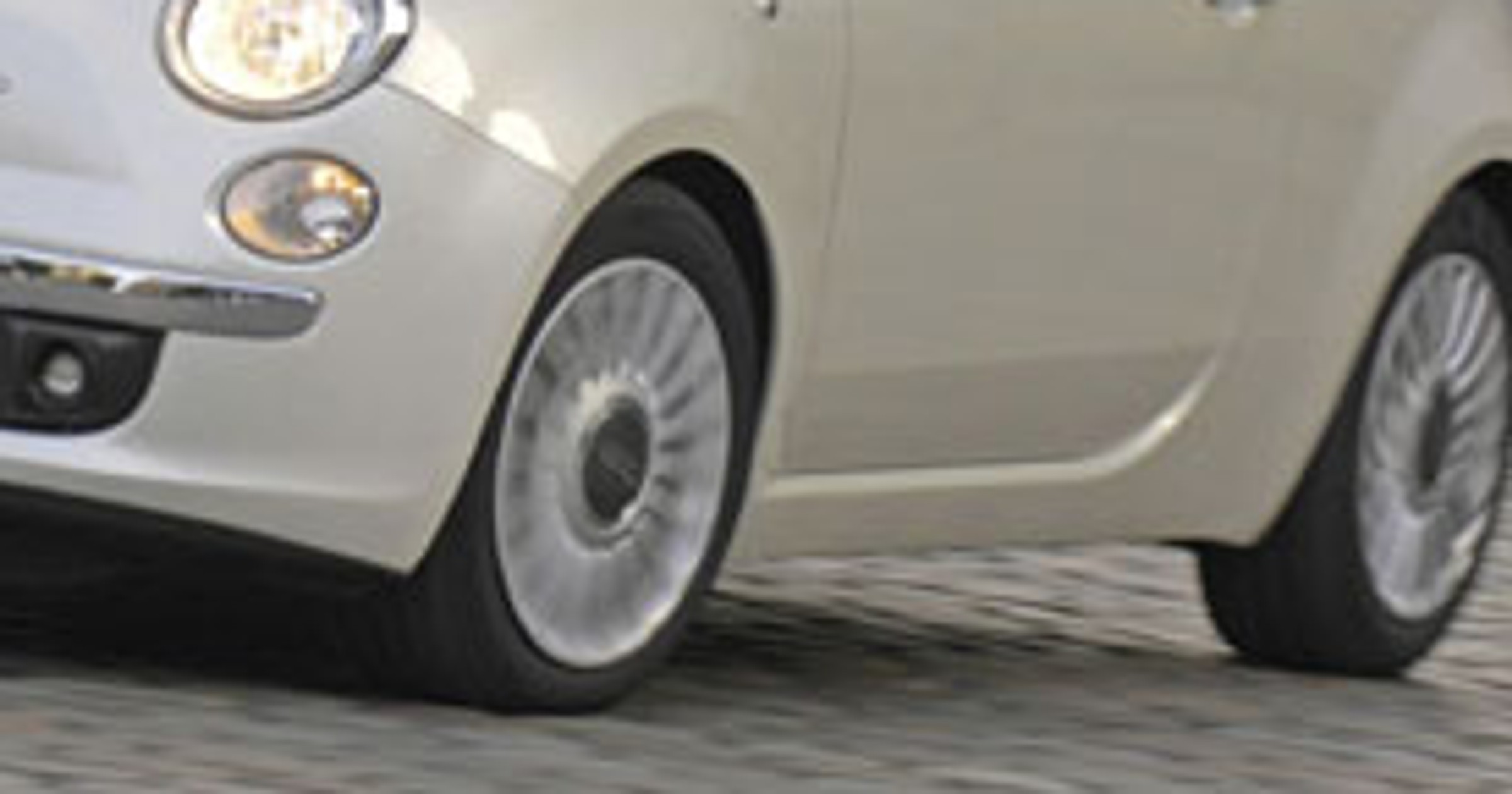Inwazja turbo! Z turbiną czy bez? Porównanie trzech par aut