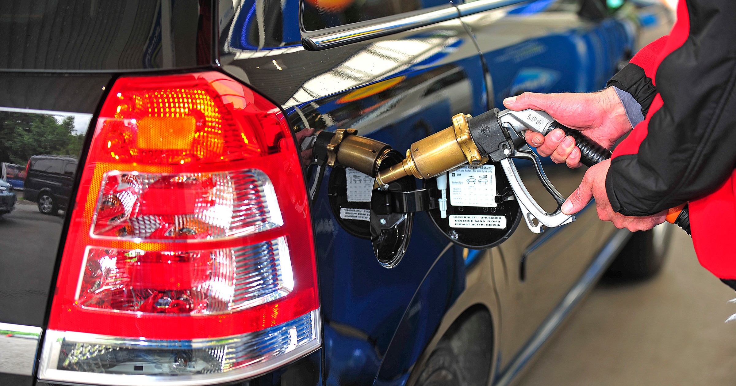 Tankowanie samochodu z instalacją gazową LPG
