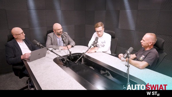 Auto Świat w stereo - jak jeździć bezpiecznie?