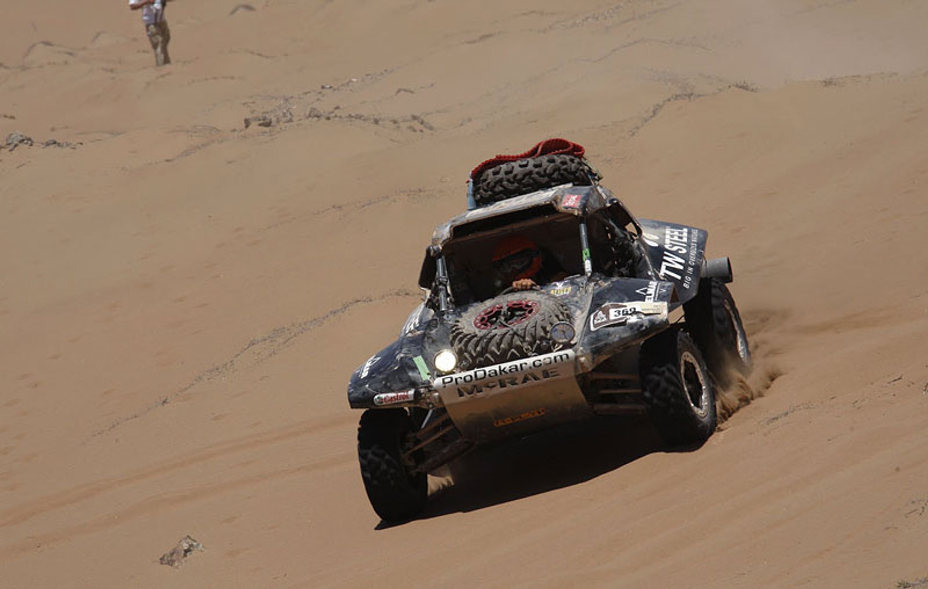 Rajd Dakar 2010: Przygoński już 8, Sonik broni honoru (12. etap na żywo, wyniki, foto)