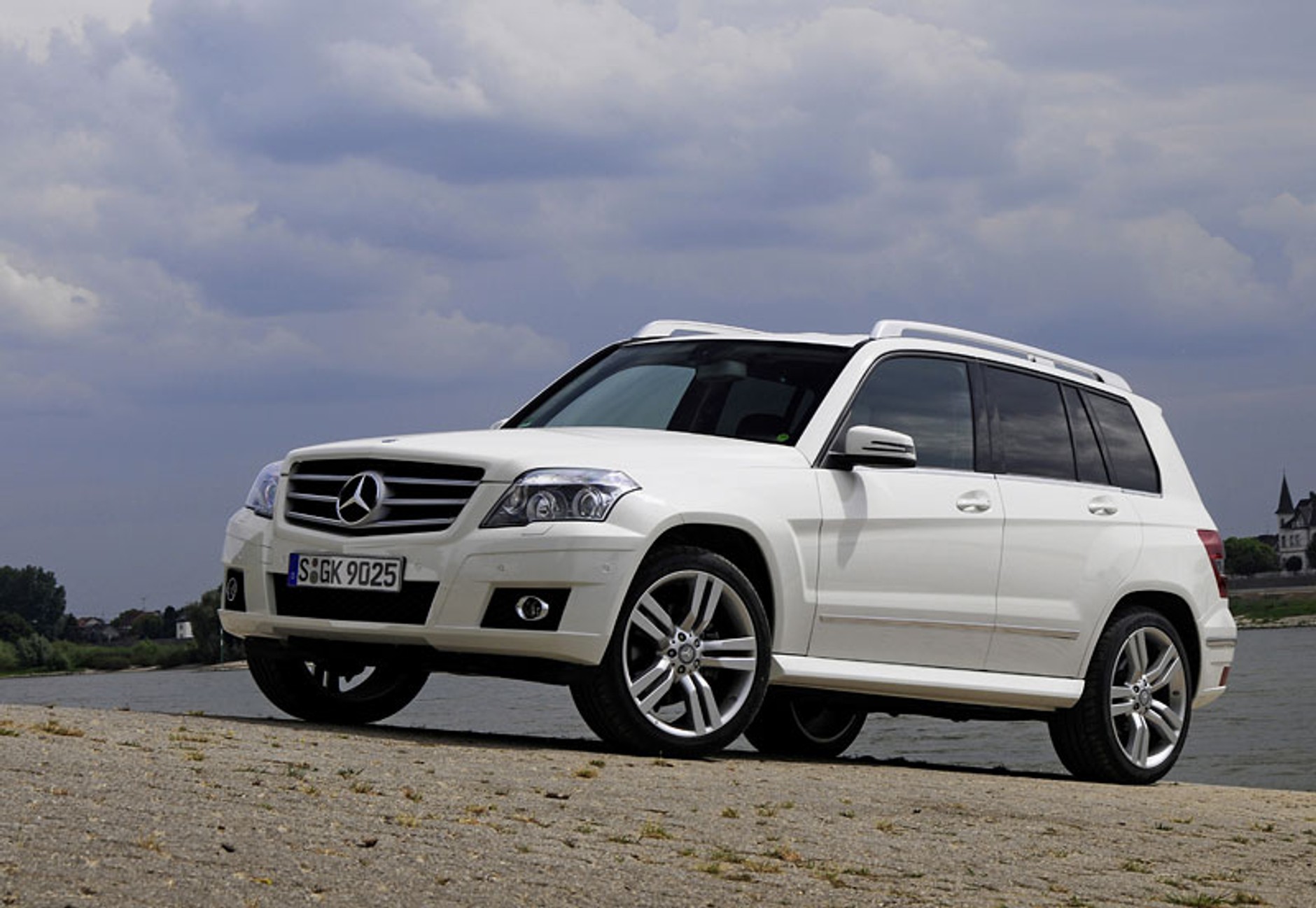 Mercedes-Benz GLK: przetestowany w Namibii (fotogaleria + informacje)