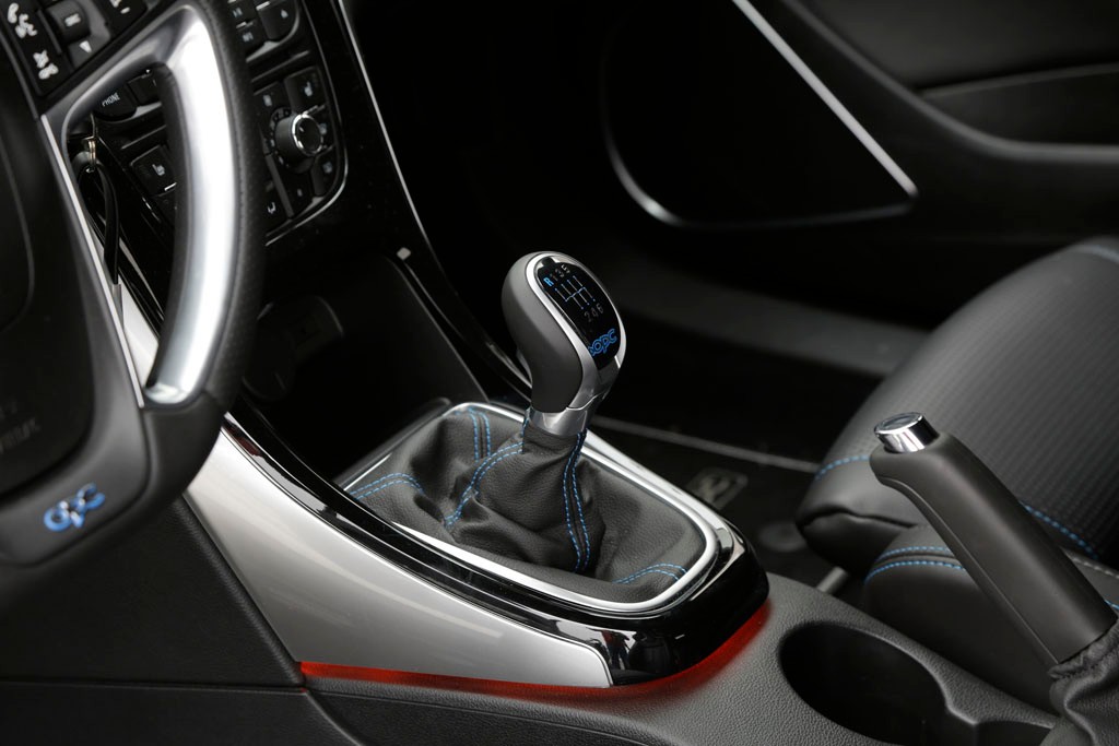 Opel Astra OPC