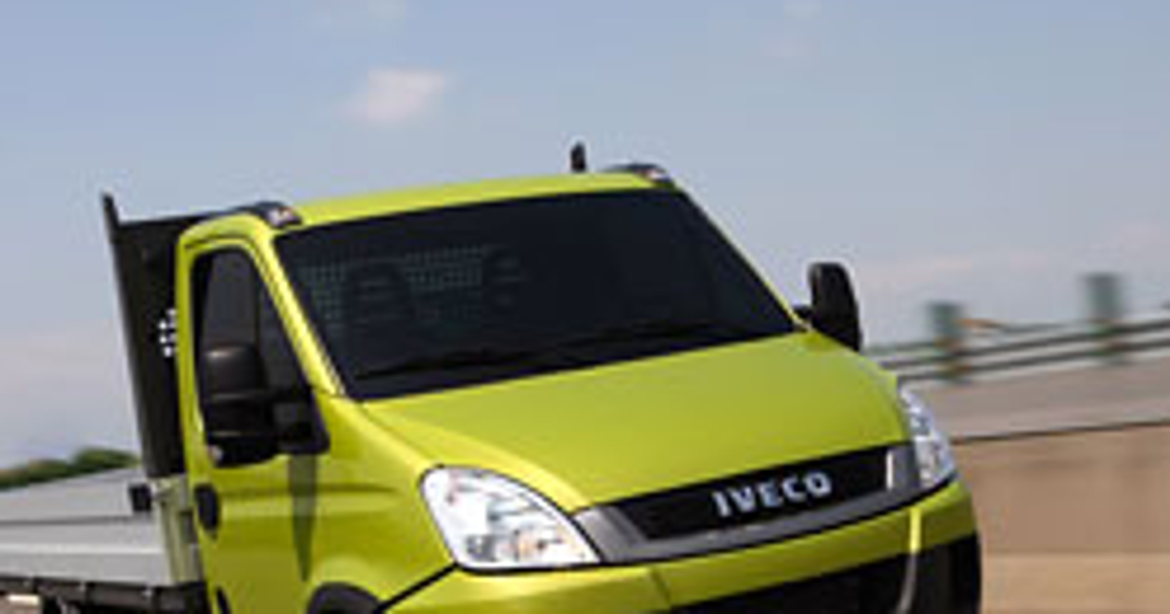 Iveco EcoDaily: włoskie dostawczaki na gaz i elektryczność