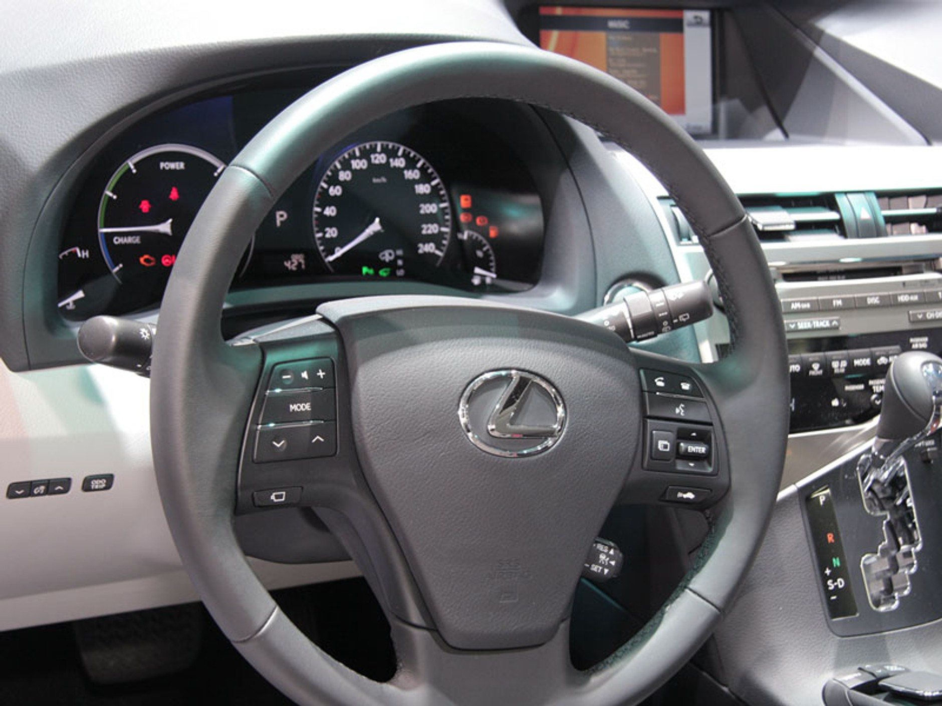 Genewa 2009: Lexus RX 450h – pierwsze wrażenia