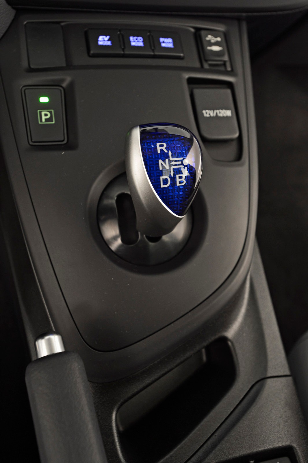 Już wiemy, jak wygląda nowa Toyota Auris!