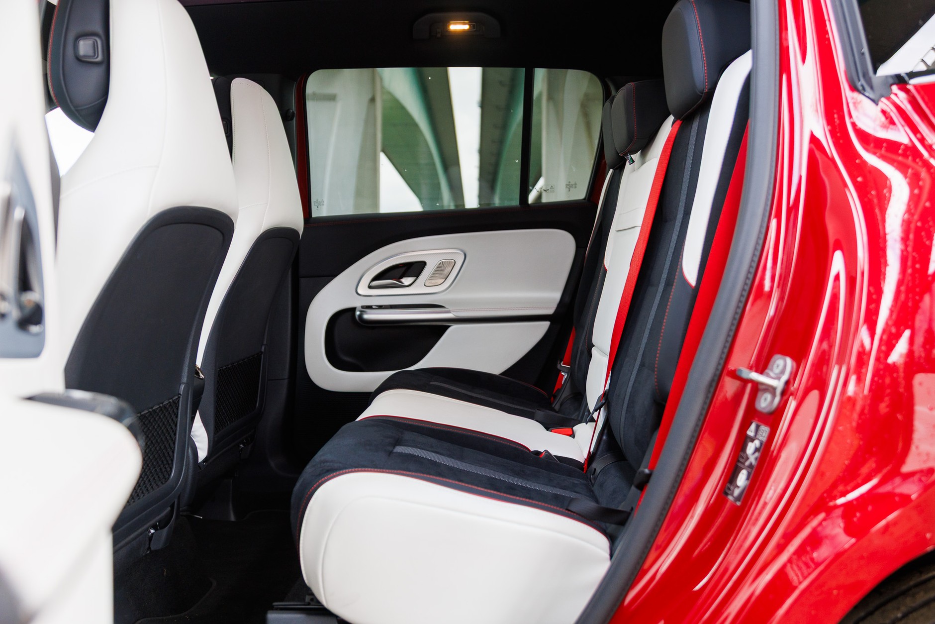 2026 Mercedes GLB 350 4MATIC EQ