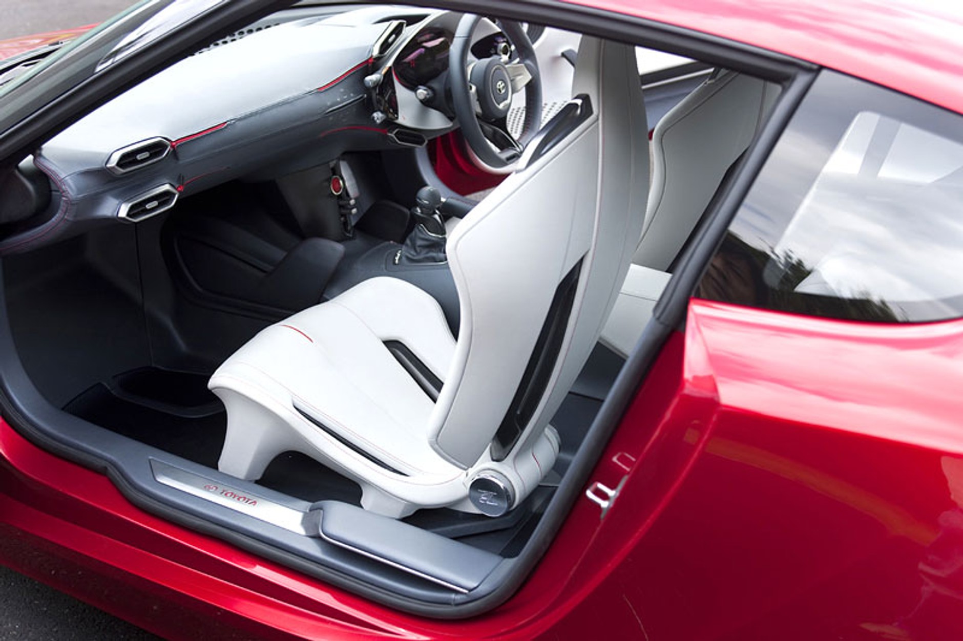 FT-86 - Toyobaru coupé