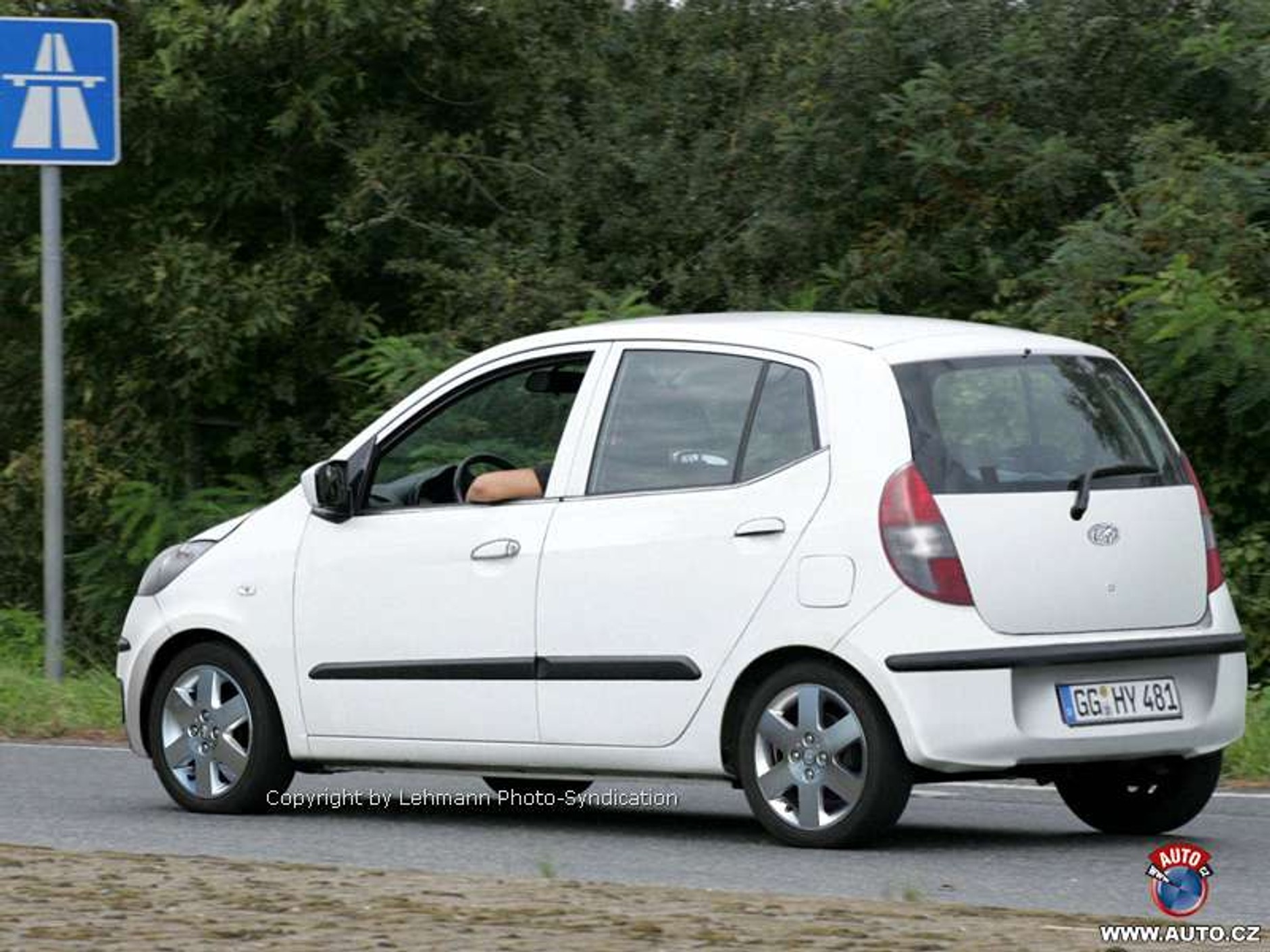 Zdjęcia szpiegowskie: Hyundai Atos, Arnejs i Starex