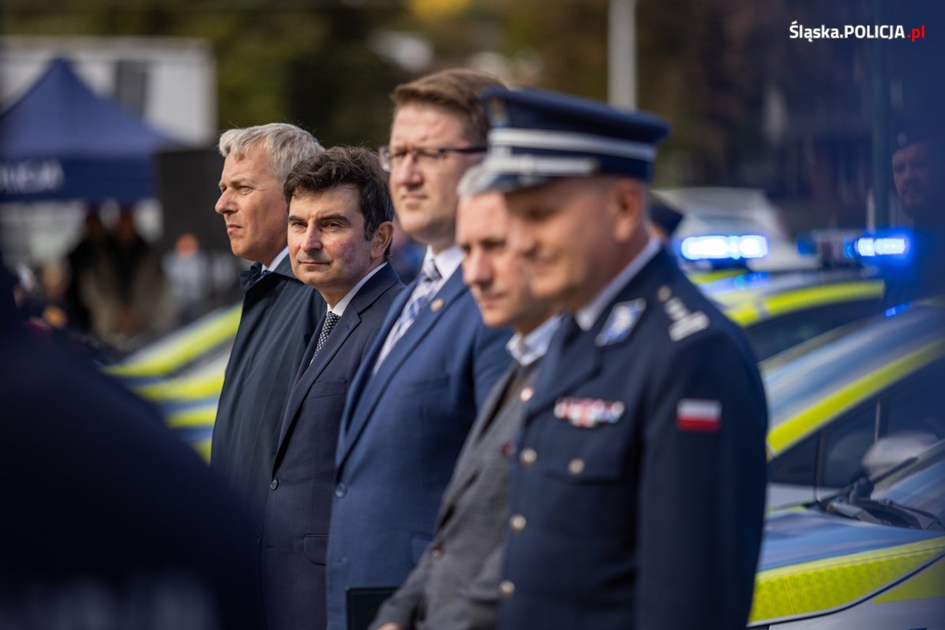 Policjanci ze Śląska dostali nowe radiowozy. Są hybrydowe